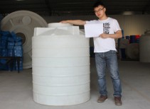 各类塑料桶，重庆地区厂家直销25升、50升、1吨、2吨塑料桶